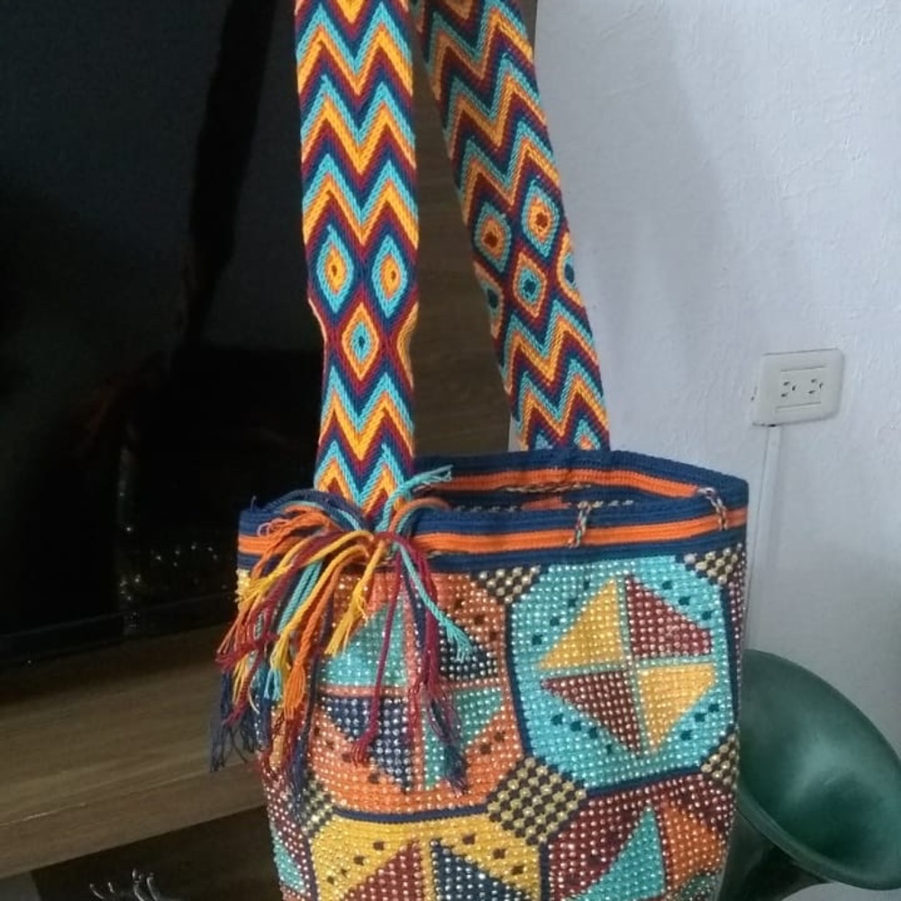 Mochilas 100% colombianas, elaboradas a mano